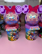 Load image into Gallery viewer, Clubhouse Standing Dome Pringle Shakers