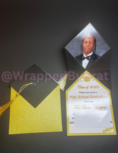 Load image into Gallery viewer, Graduation Invites
