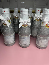 Load image into Gallery viewer, Graduation Packages
