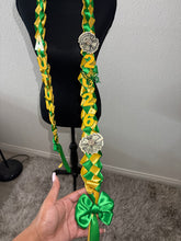 Load image into Gallery viewer, Graduation Lei’s
